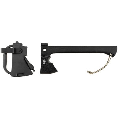 Zoom bild av yxa med tändstål