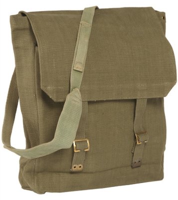 Zoom image of British shoulder bag - M37