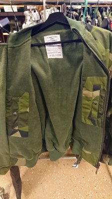 Zoom bild av Tanker jacka