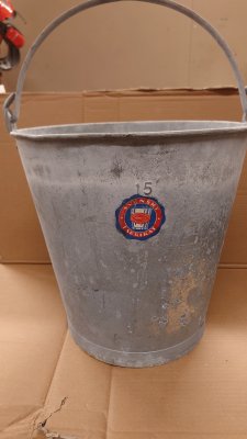 Zoomaa kuva kohteesta ruska lång